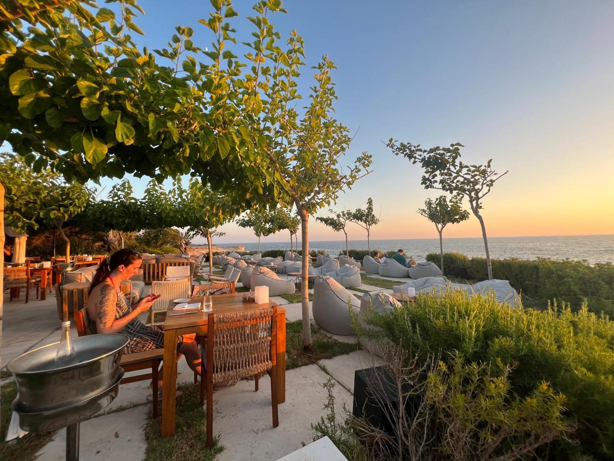Cozy Apartment In Paphos Beautiful Complex Exterior photo