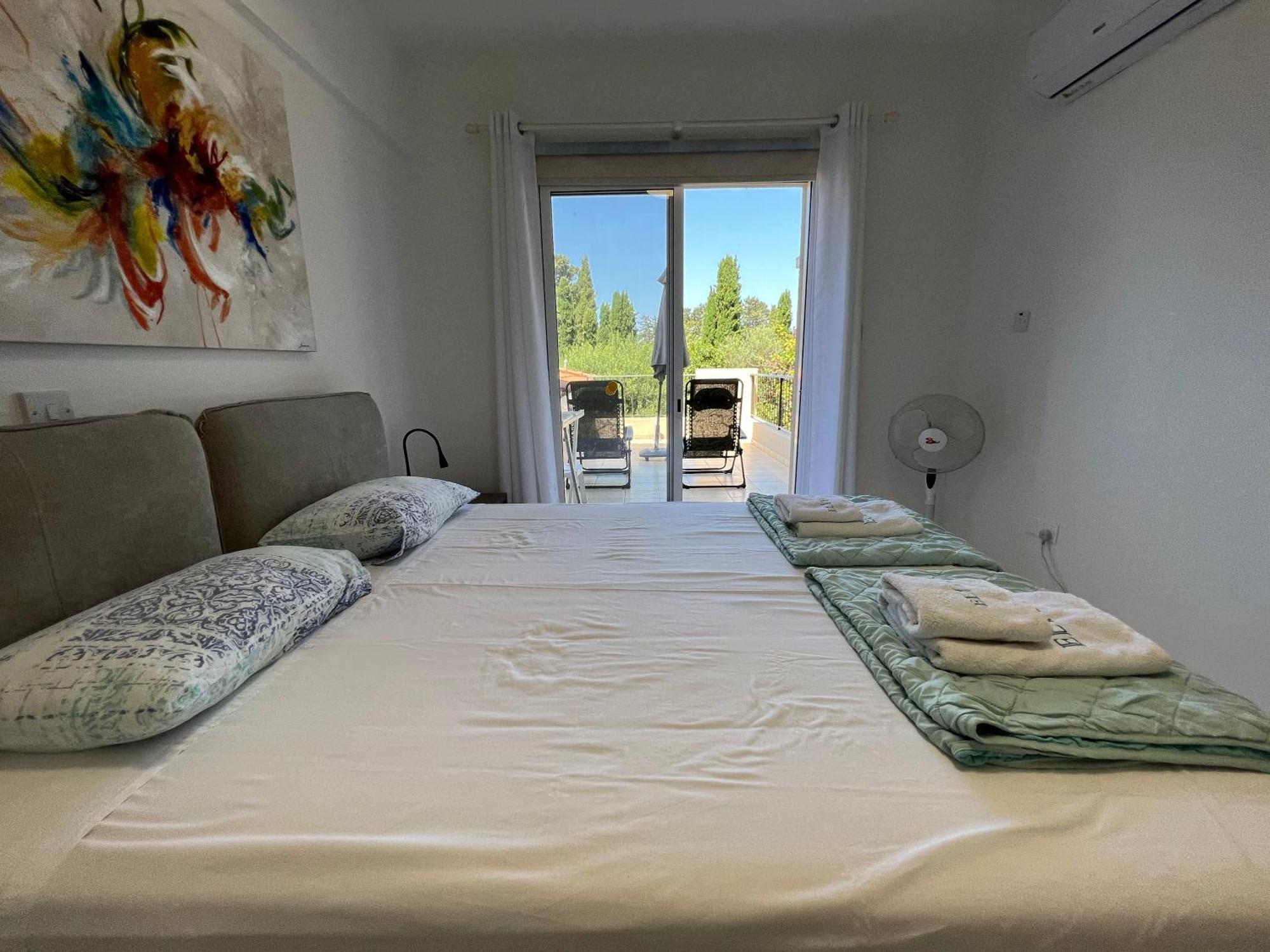 Cozy Apartment In Paphos Beautiful Complex Exterior photo